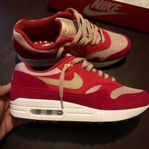 Nike Air Max 1 Red Curry
